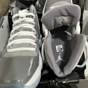 Jordan 11 Cool Grey